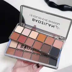 Paleta de sombras esfumaçadas de 12 cores cor terra fosca perolada