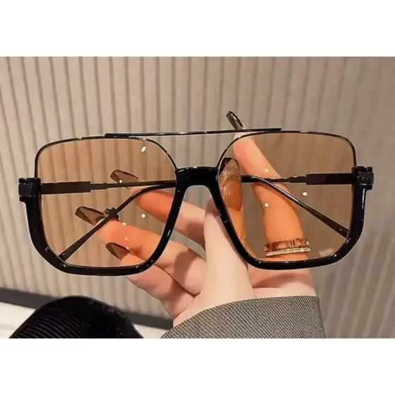 ÓCULOS QUADRADO 2025 MASCULINO E FEMININO CHAMPANHE UV400 NOVA MODA