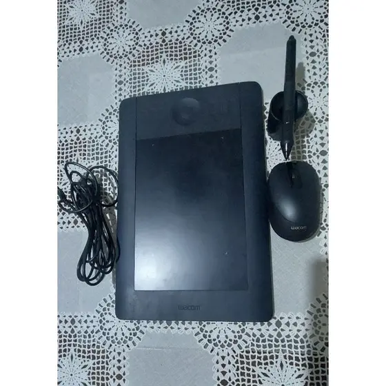 MESA DIGITALIZADORA WACOM INTUOS 5 TOUCH PTH-450