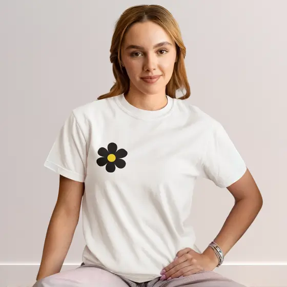 Camisa Feminina t-shirt Cristã Off White confortável
