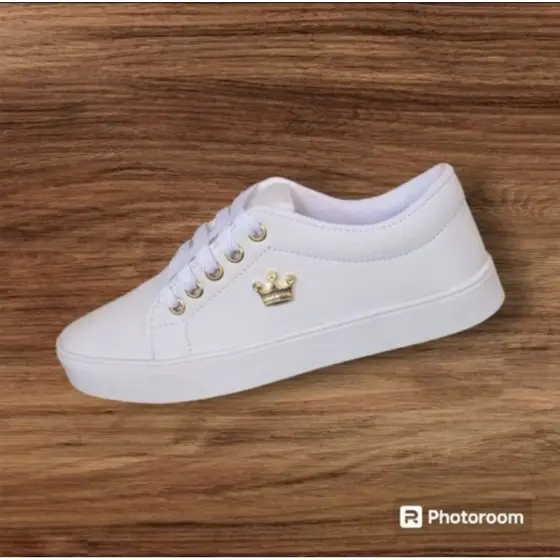 Tênis coroa feminino casual para o dia a dia  leve macio confortavel  lançamento em promoção (envio imediato)