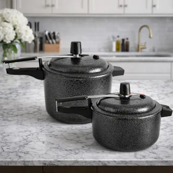 Kit 02 Panelas Pressão 4,5L + 2,5L Alumínio Reforçado Craqueada Cozimento Rápido Cozinha Craquelada