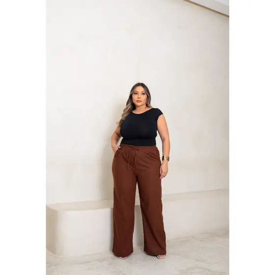 Calça Plus Size Pantalona Wide Leg de Linho