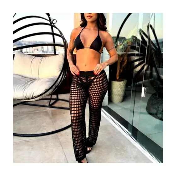 Calça Pantalona Feminina Saída de Praia em Tricot Crochê Furadinho – Moda Verão 2025