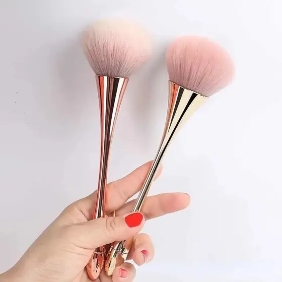 PINCEL ESPANADOR CABO LONGO DE PÓ DE UNHAS - Pincel Espanador para unhas e maquiagem