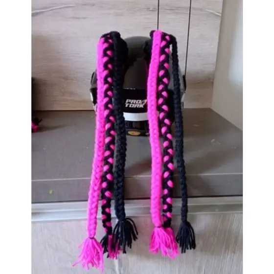 Par de trança de lã para capacete 60 cm , preta e pink, com ventosa e fita dupla face 3 M