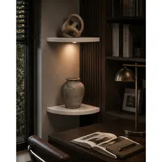 Prateleira de Canto com LED 30 CM Branca  para Sala MDF Meia Lua Decorativa Parede Premiun
