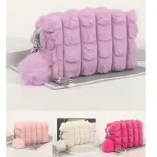 Necesser Pelucia Necessaire com Pompom e Alça Feminina Alto relevo Peluda Estojo de Bolsa Milly Shop