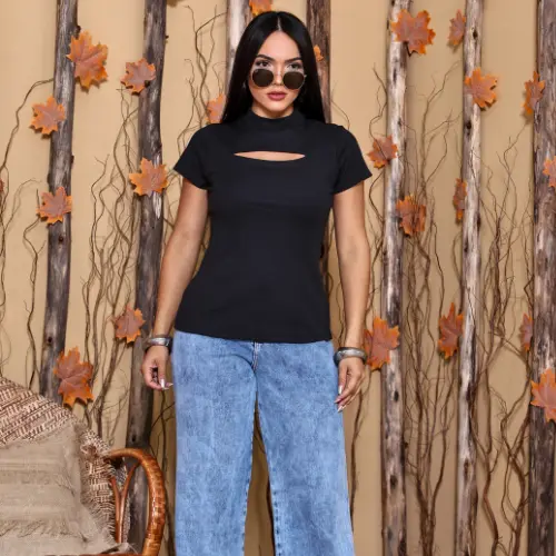 Blusa Feminina Básica Decote Busto Vazado Manga Curta Blusinha Canelada Estilosa Dia a Dia Elegante