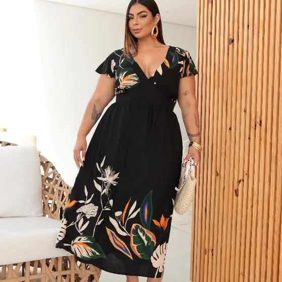 Vestido Plus Size Estampado Moderno com forro e bolso lateral estampa floral e elástico costa LUXO