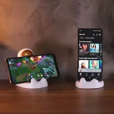 Suporte de Celular Tablet De Mesa Astronauta Universo Lua Enfeite Criativo Portátil Decoracao Mesa