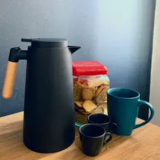 Garrafa de Café Térmica 1L Nórdica com Cabo de Madeira Moderna Fosca