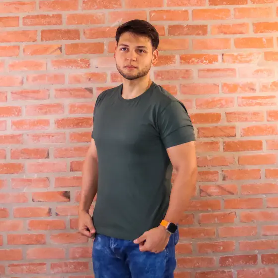 Camiseta Básica Casual Sem Estampa Masculina 100% Algodão Promoção
