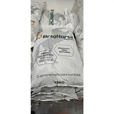 BriqHorse Volumoso Alimento Para equinos 100% natural Rico em Fibras Efetivas Digestiva 25 Kg