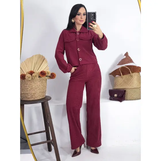 **Conjunto Feminino Cotelê Inverno Jaqueta com Botões e Calça Pantalona Cintura Alta Elegante**