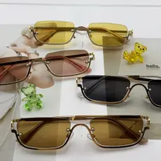 Óculos De Sol Meia Armação UNIQ Quadrado Feminino Pequeno De Metal Tons Moda Unica