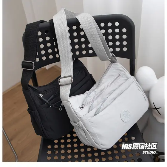 Bolsa Feminina Transversal De Ombro Impermeável Nylon 5 Compartimentos Multiuso Casual Passeio 735 Boscol