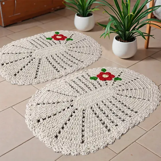 Kit Tapete Oval Bordado Crochê 02 Peças 37cm  x45cm Quarto Cozinha