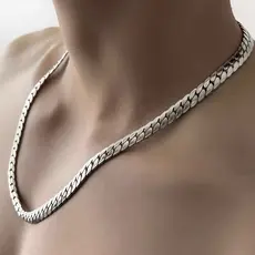 1 peça de Colar Cubano Elegante em Relevo para Homem, Lavável e Resistente à Cor, em Aço Inoxidável Prateado, com Fecho