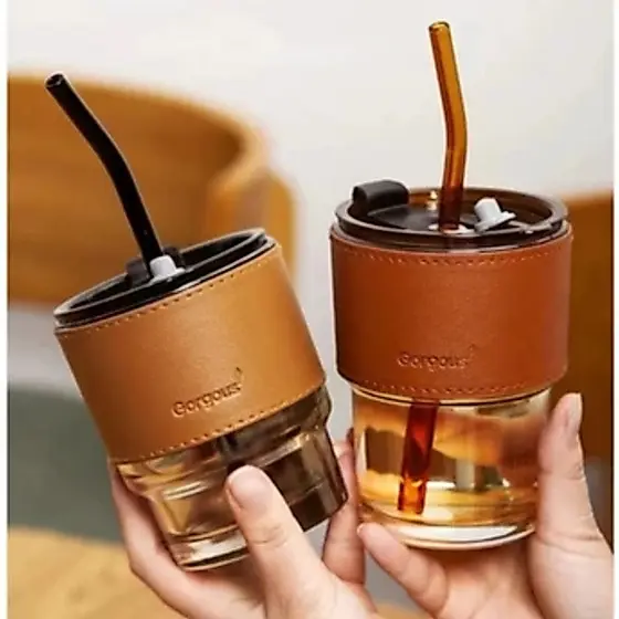 Copo de Vidro 450ml com Canudo – Estiloso, Resistente e Perfeito pra Qualquer Bebida