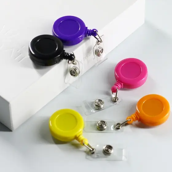 Kit 2/3/5 Und Porta crachá Retrátil Roller Clip 565