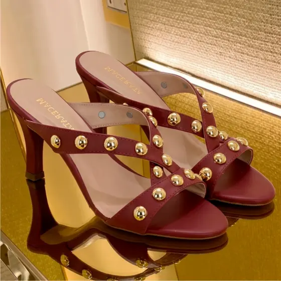 Sandália Feminina Salto Fino Íris Spike Metalizado Macerata Bico Arredondado Elegante Ref: 043
