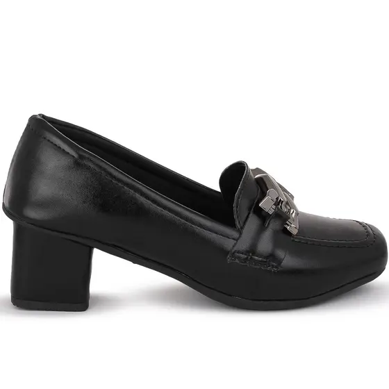 Mocassim Salto Preto Sapato Feminino de Salto Baixo Quadrado Elegante e Atemporal Ref: Q.570