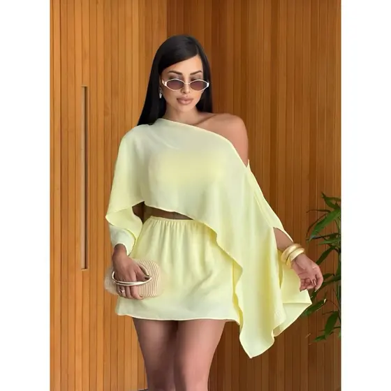 Conjunto 3 Peças Short Saia Dunas Com Cropped E Capa