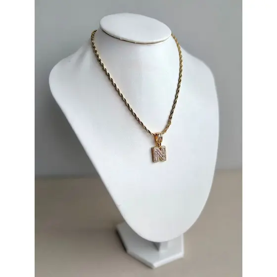 Colar Feminino Tendência Inicial Dourado Bijuteria Delicado Elegante Ajustável Cravejado Zircônia