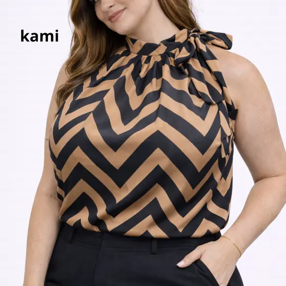 Blusa Plus Size Chevron Crepinho com Laço – Linda, Moderna e Super Confortável