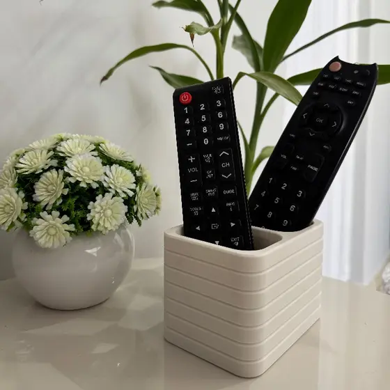 Porta controle remoto ripado / Moderno e minimalista / Suporte para controle de TV