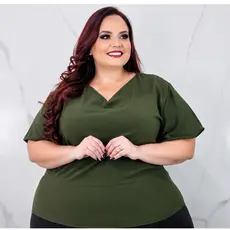 Blusa Feminina Plus Size Gola V Manga soltinho