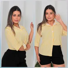 Camisa Feminina Social Manga 3/4 Listrada Casual Chic Moderna em Crepe com Botões Elegantes