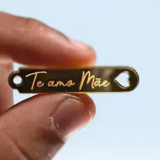 Tag Paquinha etiqueta 4x0,8cm  “Te Amo Mãe” 💛  | Acrílico Espelhado Luxo | Para Lembrancinhas
