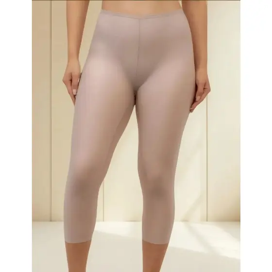 Calça Legging Modeladora Capri Segunda Pele Em Microfibra Bege e Preta Normal e Plus Size