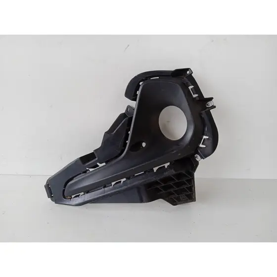 Moldura Farol Neblina Diant Esquerdo Gm Onix 2020 - 24 26364