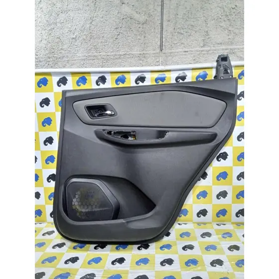 Forro Porta Traseira Direita Spin Ltz 2014 2015
