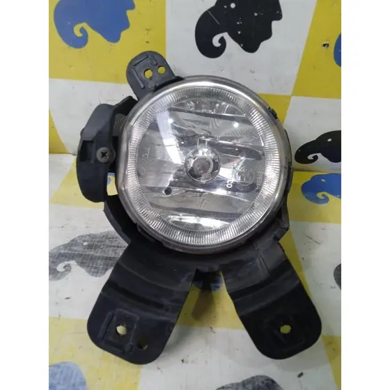 Farol Milha Lado Esq. Tracker 2013- 2016