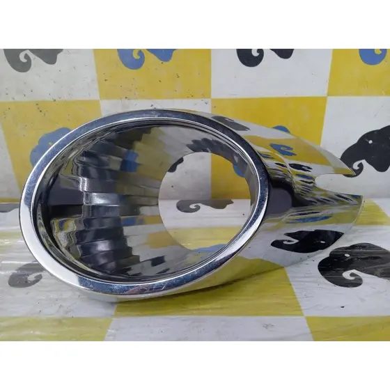 Moldura Farol De Milha Direito Cromada Palio Siena 2008-12 d