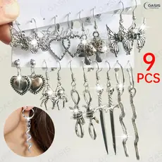 Kit com 9 Pares de Brincos Vintage Dark: Estilo Subcultura Y2K Gótico — Elementos de Borboleta e Coração