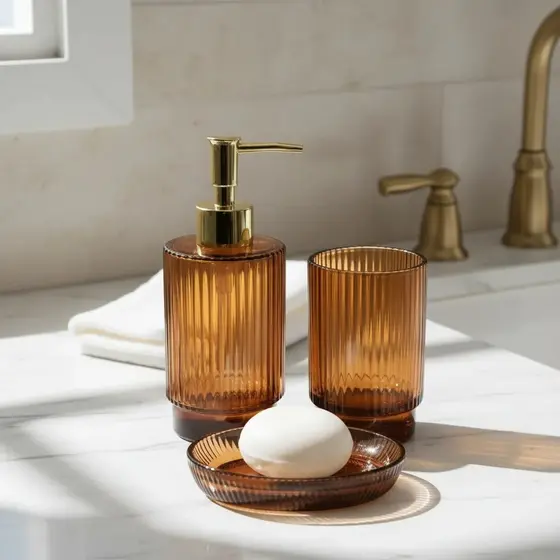 Kit Banheiro Lavabo Lumin 3 Peças Vidro Âmbar Canelado Detalhe Dourado
