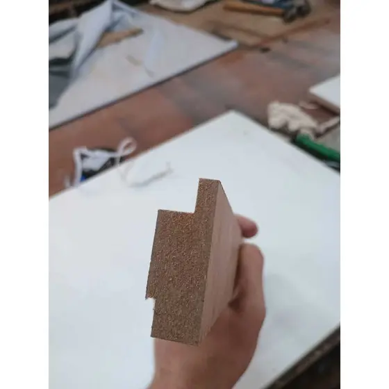 Acabamento Superior em MDF para Shiplap  120cm x 5cm x 1,8cm (Com rebaixo para fita de led)