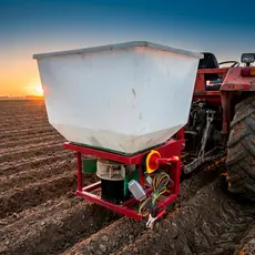 Semeadeira Adubadeira Elétrica 12v Trator Agrícola 120kg Sementes Milho Pastagem Capim Horta Premium