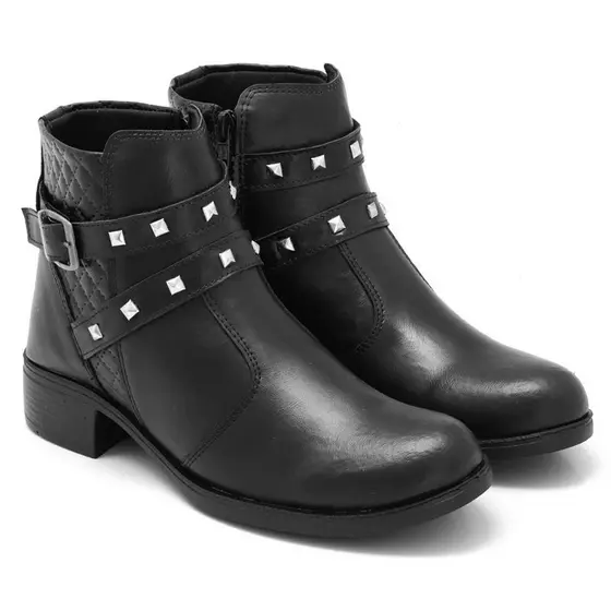 Coturno Feminino com  tiras com spike no couro sintético