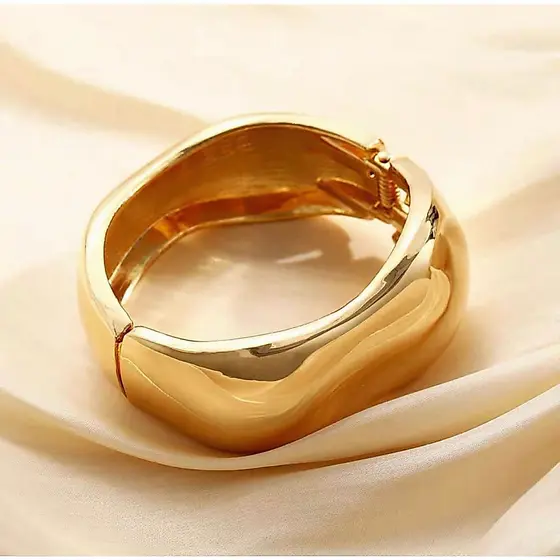 Bracelete Feminino Luxo – Pulseira Larga Espelhada de Design Exclusivo