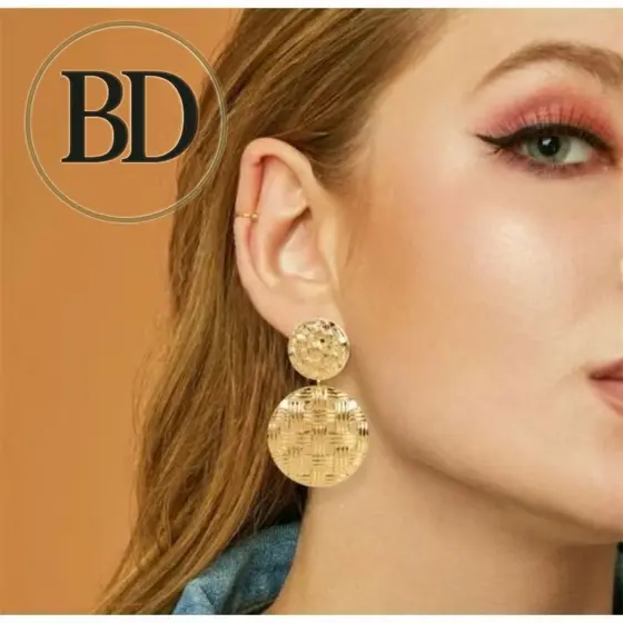 Brincos Femininos Folha Dourado e Prateado – Metal Polido, Estilo Moderno Minimalista, Várias Opções