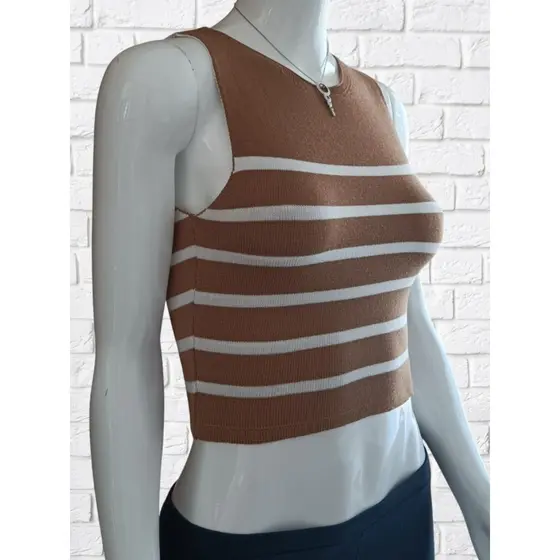 Cropped em Modal estilo Jacquard Listrado Moda Feminina