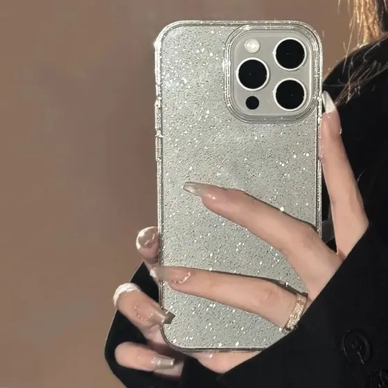 Capinha Glitter Luxo para iPhone em PC Rígido | Capa Premium Brilhante Anti-Risco e Anti-Impacto