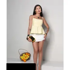 Blusa BIANCA Bata Blusinha Cropped Elástico com Babado Soltinha Moda Gringa Tendência Verão