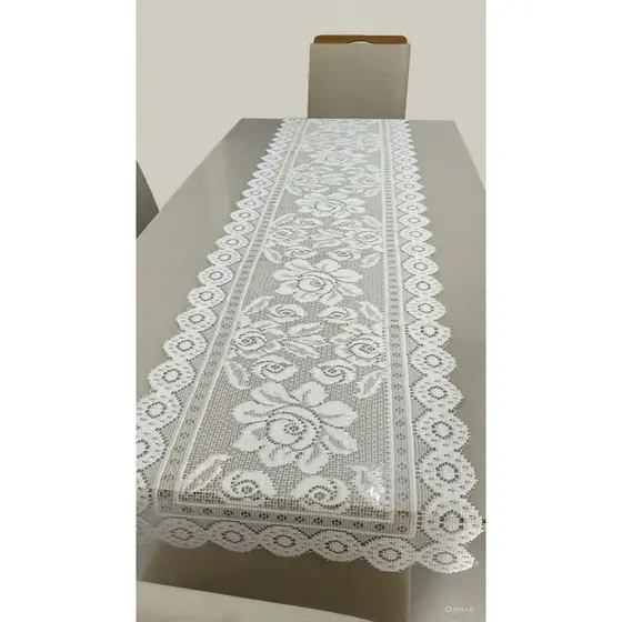 CAMINHO DE MESA/PASSADEIRA/TRILHO EM RENDA PARA MESA DE 6 CADEIRAS